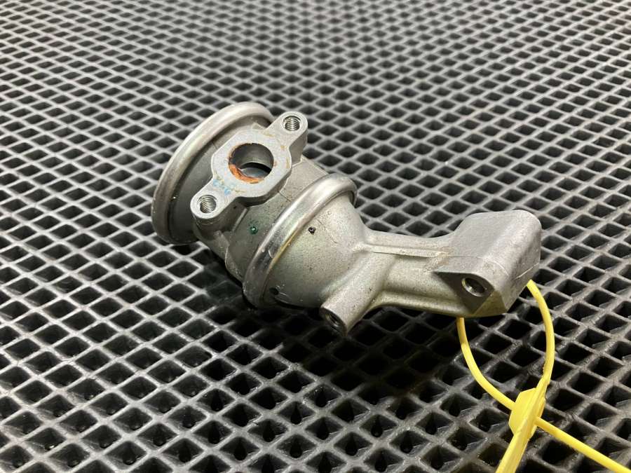 06E131101E06E131101J06E131101K Клапан EGR  Audi A6 4G/C7 2014г. | Фото № 5  06E131101E06E131101J06E131101K Клапан EGR  Audi A6 4G/C7 2014г. - Фото 5