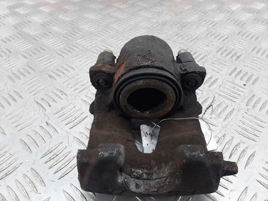 Суппорт передний левый Volkswagen Bora(Jetta) (1998-2005) Седан 1999г. | Фото № 5 Суппорт передний левый Volkswagen Bora(Jetta) (1998-2005) Седан 1999г. - Фото 5