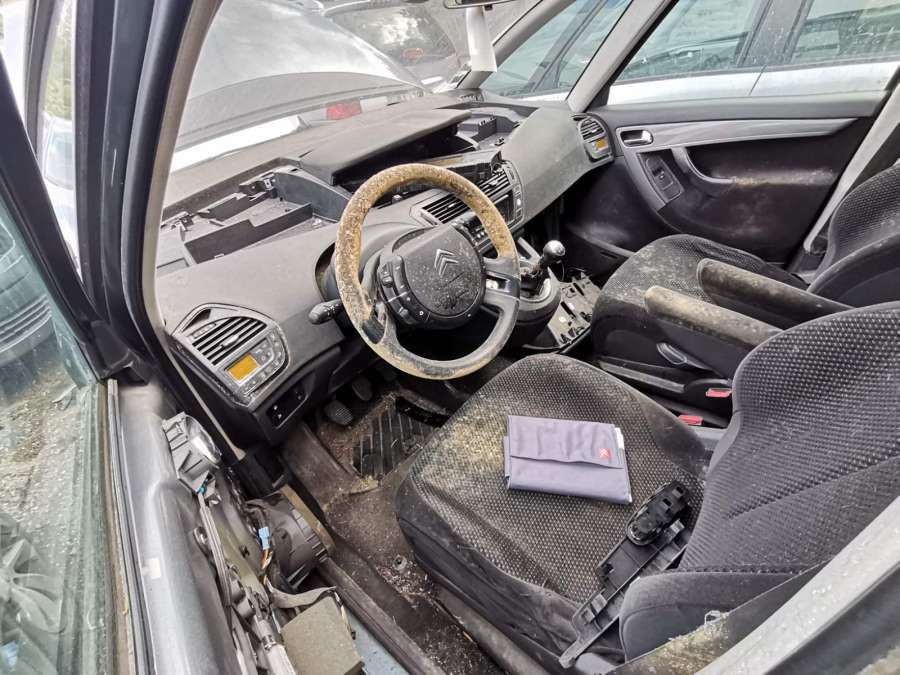 96590379 Накладка декоративная (молдинг) двери задней левой Citroen C4 Grand Picasso 1 (2006-2013) Минивэн 2006г. | Фото № 13 96590379 Накладка декоративная (молдинг) двери задней левой Citroen C4 Grand Picasso 1 (2006-2013) Минивэн 2006г. - Фото 13