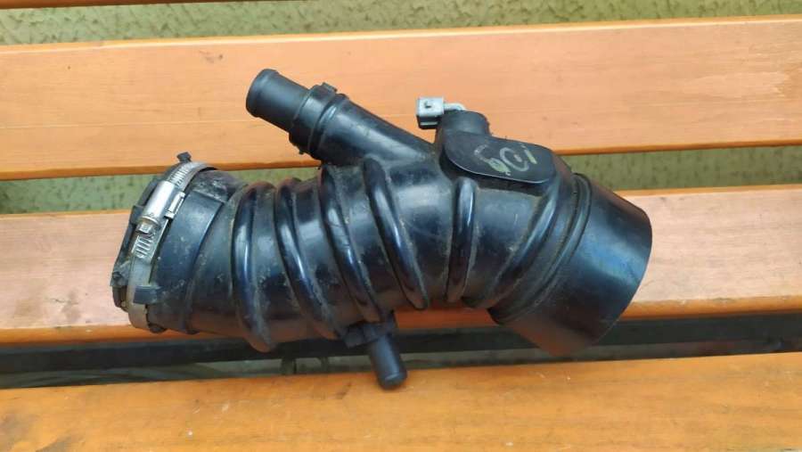 77001100387700109977 Патрубок воздушного фильтра Renault Espace 3 2001г. | Фото № 1 77001100387700109977 Патрубок воздушного фильтра Renault Espace 3 2001г. - Фото 1