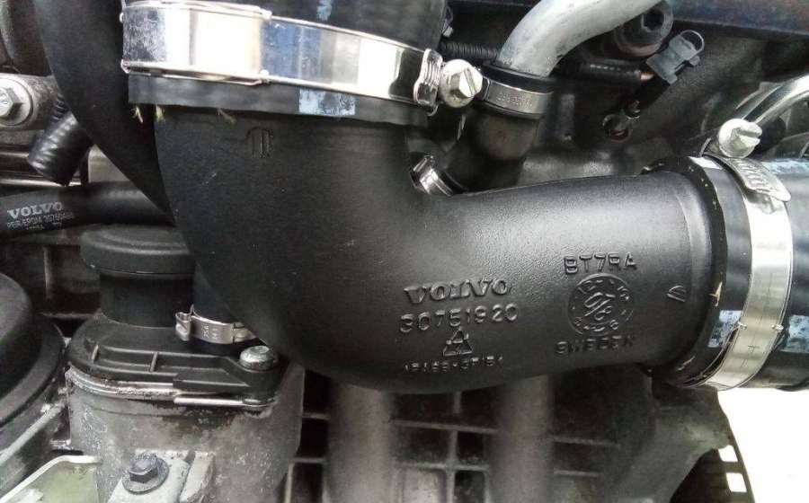 30751920 Патрубок интеркулера Volvo XC90 2008г. | Фото № 2 30751920 Патрубок интеркулера Volvo XC90 2008г. - Фото 2