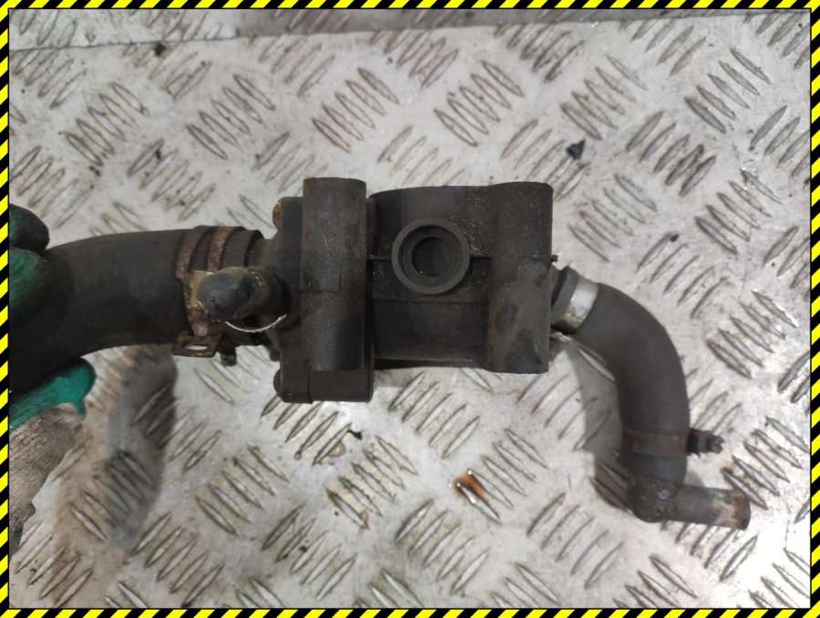 Корпус термостата Mazda Tribute 1 2001г. | Фото № 3 Корпус термостата Mazda Tribute 1 2001г. - Фото 3
