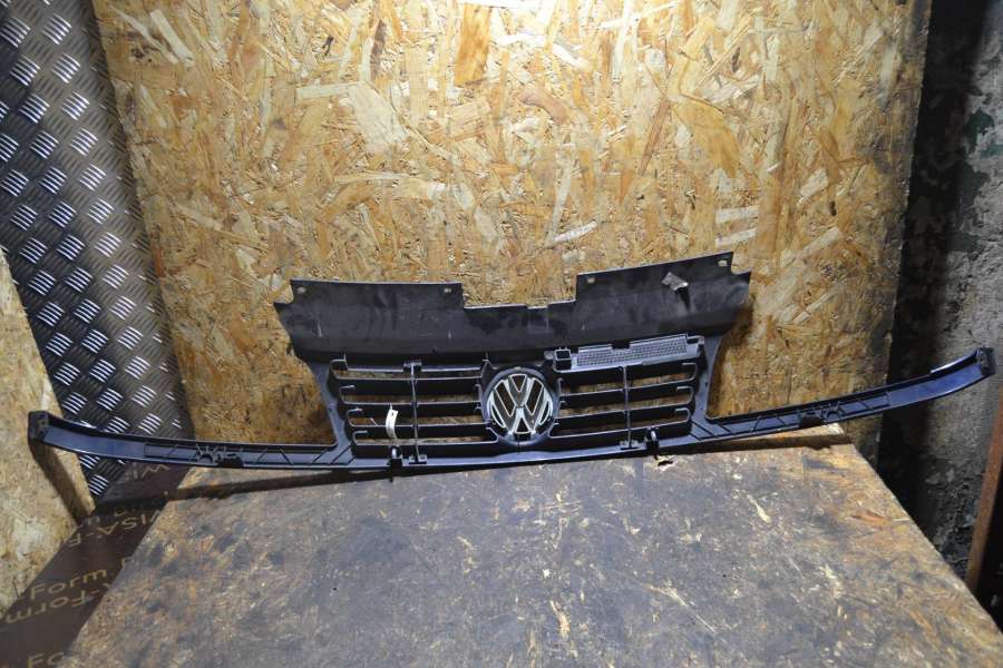 7M0853651 Решетка радиатора Volkswagen Sharan 2000г. | Фото № 4 7M0853651 Решетка радиатора Volkswagen Sharan 2000г. - Фото 4