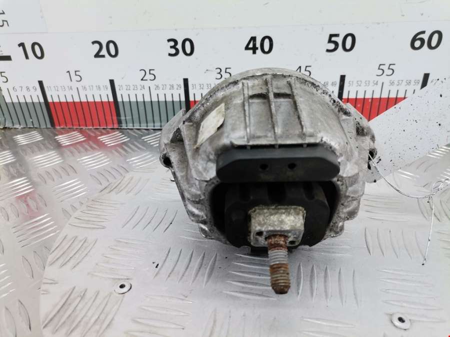 Подушка (опора) крепления двигателя BMW 3-Series (E90/E91/E92/E93) (2004-2013) Универсал 2007г. | Фото № 1 Подушка (опора) крепления двигателя BMW 3-Series (E90/E91/E92/E93) (2004-2013) Универсал 2007г. - Фото 1