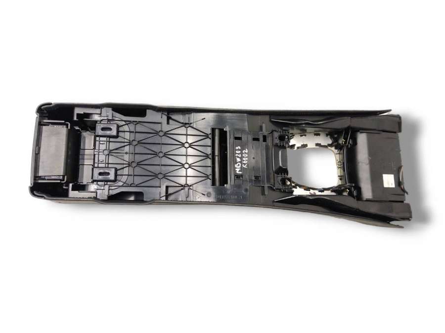 2036802539A2036830408 Центральный подлокотник Mercedes-Benz C W203/S203/CL203 W203 2002г. | Фото № 5 2036802539A2036830408 Центральный подлокотник Mercedes-Benz C W203/S203/CL203 W203 2002г. - Фото 5