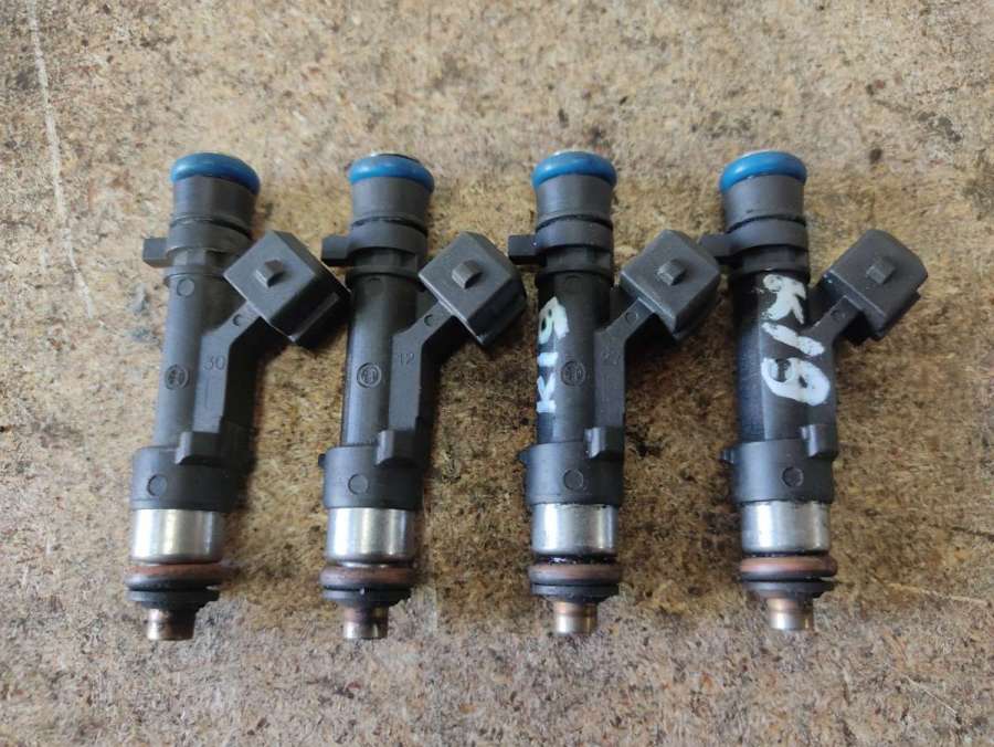 0 280 158 03482 00 227 124 Форсунка Renault Logan 1 2006г. | Фото № 1 0 280 158 03482 00 227 124 Форсунка Renault Logan 1 2006г. - Фото 1