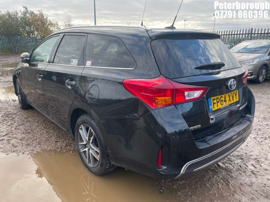 Бачок расширительный TOYOTA AURIS E180 2013г. | Фото № 2 Бачок расширительный TOYOTA AURIS E180 2013г. - Фото 2