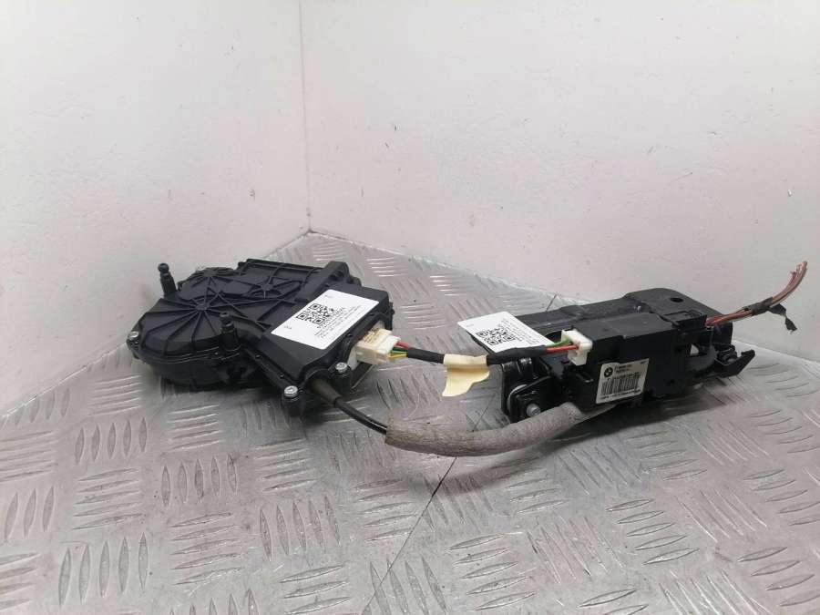 4.8680695124716E+35 Замок багажника BMW 5 GT хетчбэк 5 дв. 2011г. | Фото № 1 4.8680695124716E+35 Замок багажника BMW 5 GT хетчбэк 5 дв. 2011г. - Фото 1