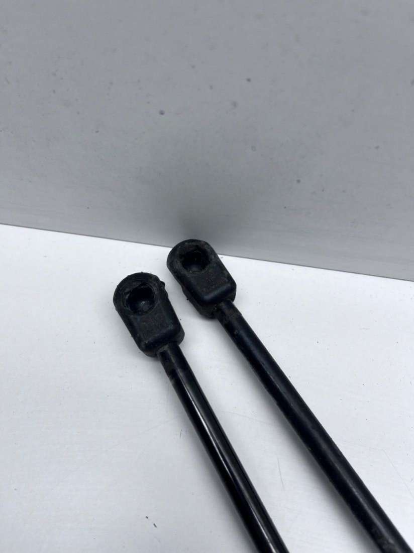 A2208800329 Амортизатор капота Mercedes S W220 2004г. | Фото № 3 A2208800329 Амортизатор капота Mercedes S W220 2004г. - Фото 3