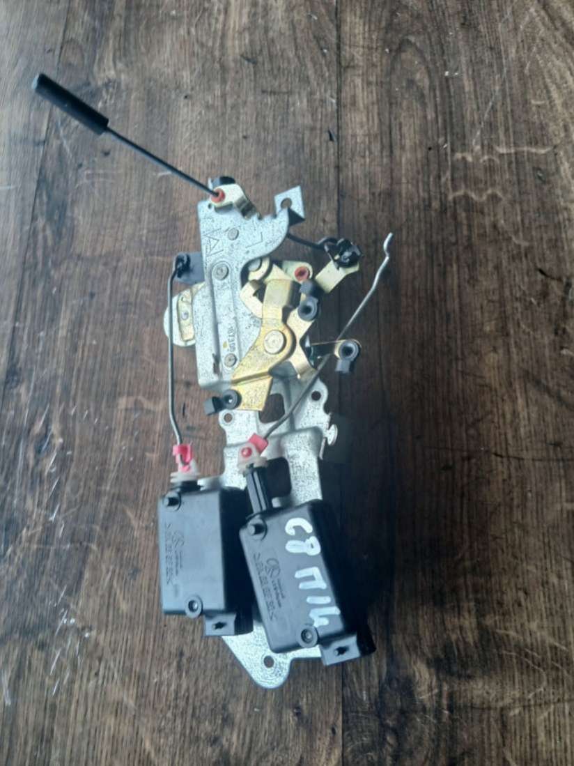Замок двери передней левой Citroen C8 2008г. | Фото № 1 Замок двери передней левой Citroen C8 2008г. - Фото 1