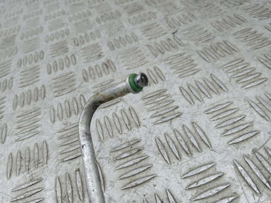 Трубка кондиционера Hyundai Santa Fe 1 (SM) (2000-2006) Внедорожник 5дв. 2004г. | Фото № 3 Трубка кондиционера Hyundai Santa Fe 1 (SM) (2000-2006) Внедорожник 5дв. 2004г. - Фото 3