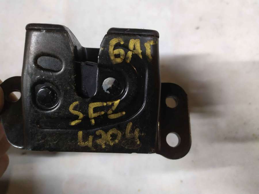 Замок багажника Hyundai Santa Fe CM (2005-2012) 2011г. | Фото № 2 Замок багажника Hyundai Santa Fe CM (2005-2012) 2011г. - Фото 2