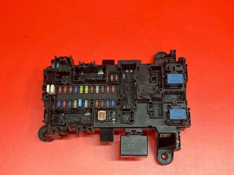 3671076K20 Блок предохранителей салонный Suzuki Grand Vitara TA74V 2008г. | Фото № 2 3671076K20 Блок предохранителей салонный Suzuki Grand Vitara TA74V 2008г. - Фото 2