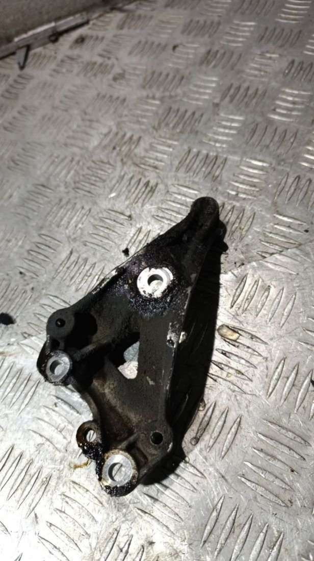 Кронштейн двигателя Peugeot 308 1 2008г. | Фото № 3 Кронштейн двигателя Peugeot 308 1 2008г. - Фото 3