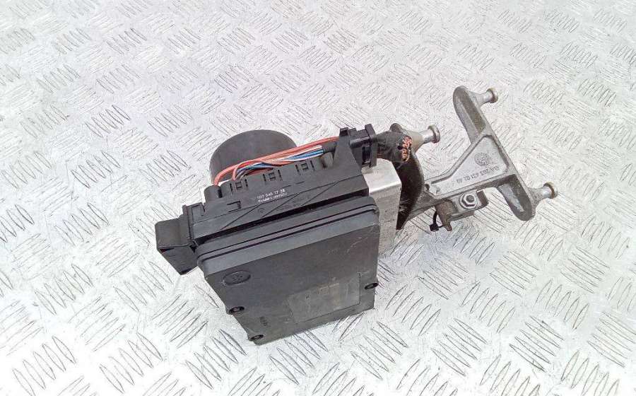 A0064310312 Блок ABS  Mercedes-Benz C 2004г. | Фото № 4  A0064310312 Блок ABS  Mercedes-Benz C 2004г. - Фото 4