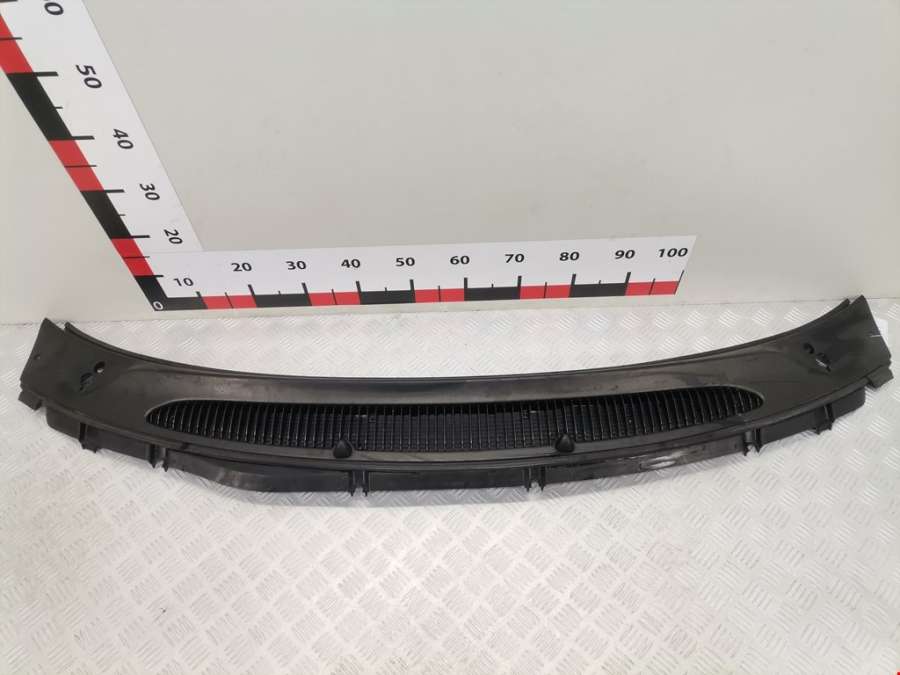 04716284 Дождевик (жабо) Chrysler Voyager 3 (1995-2001) Минивэн 1999г. | Фото № 1 04716284 Дождевик (жабо) Chrysler Voyager 3 (1995-2001) Минивэн 1999г. - Фото 1