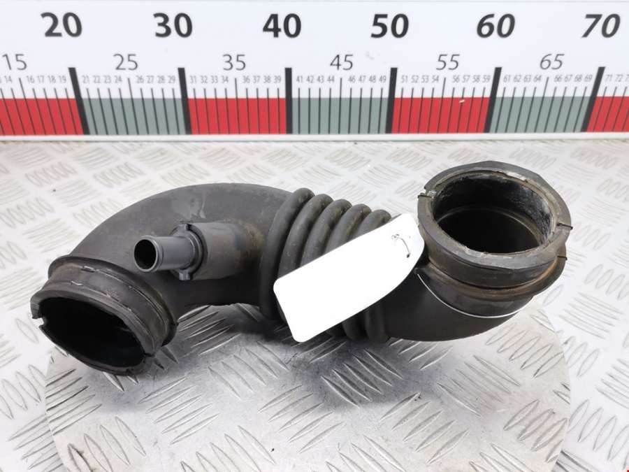 1788121010C2 Патрубок воздушного фильтра (гофра инжектора) Toyota Yaris 1 (1999-2005) Хетчбэк 3дв. 2002г. | Фото № 2 1788121010C2 Патрубок воздушного фильтра (гофра инжектора) Toyota Yaris 1 (1999-2005) Хетчбэк 3дв. 2002г. - Фото 2