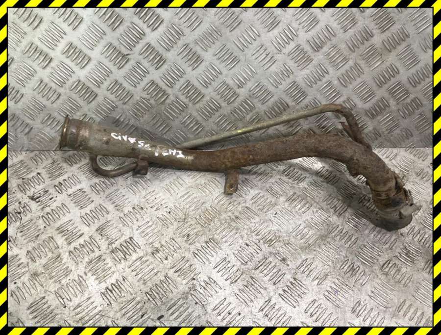 Горловина топливного бака Honda Civic 7 2003г. | Фото № 1 Горловина топливного бака Honda Civic 7 2003г. - Фото 1