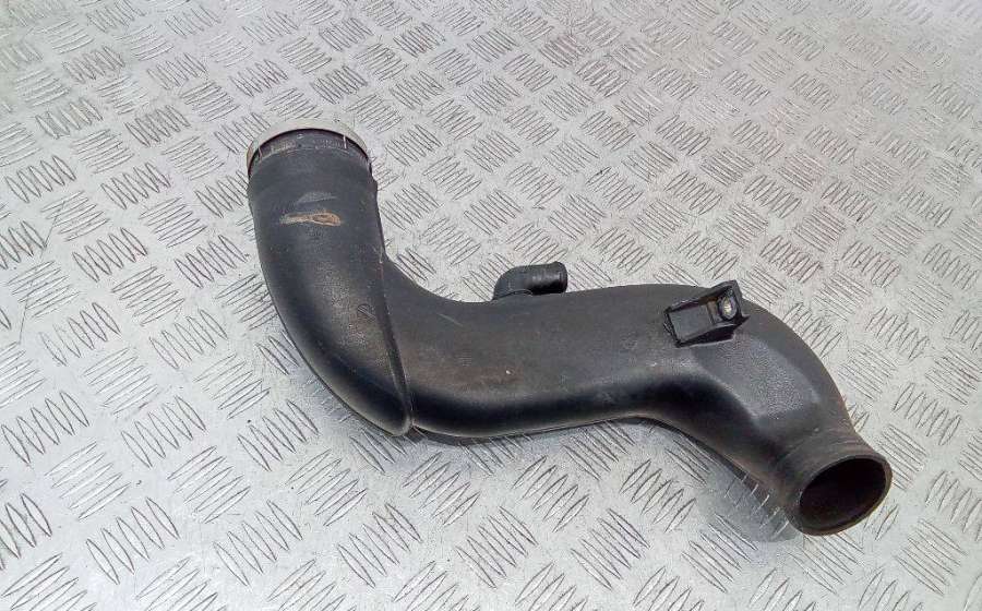 55560229 Патрубок воздушного фильтра  Opel Zafira 2006г. | Фото № 3  55560229 Патрубок воздушного фильтра  Opel Zafira 2006г. - Фото 3