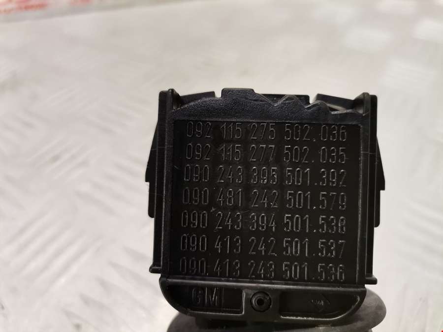 092115275 Переключатель дворников (стеклоочистителя) Opel Agila A (2000-2007) Хетчбэк 5дв. 2003г. | Фото № 5 092115275 Переключатель дворников (стеклоочистителя) Opel Agila A (2000-2007) Хетчбэк 5дв. 2003г. - Фото 5