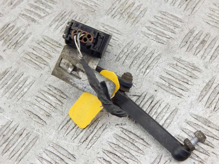 37 14 6 784 075 6784075 Датчик положения кузова BMW 7-series (F01/02) 2010г. | Фото № 5 37 14 6 784 075 6784075 Датчик положения кузова BMW 7-series (F01/02) 2010г. - Фото 5