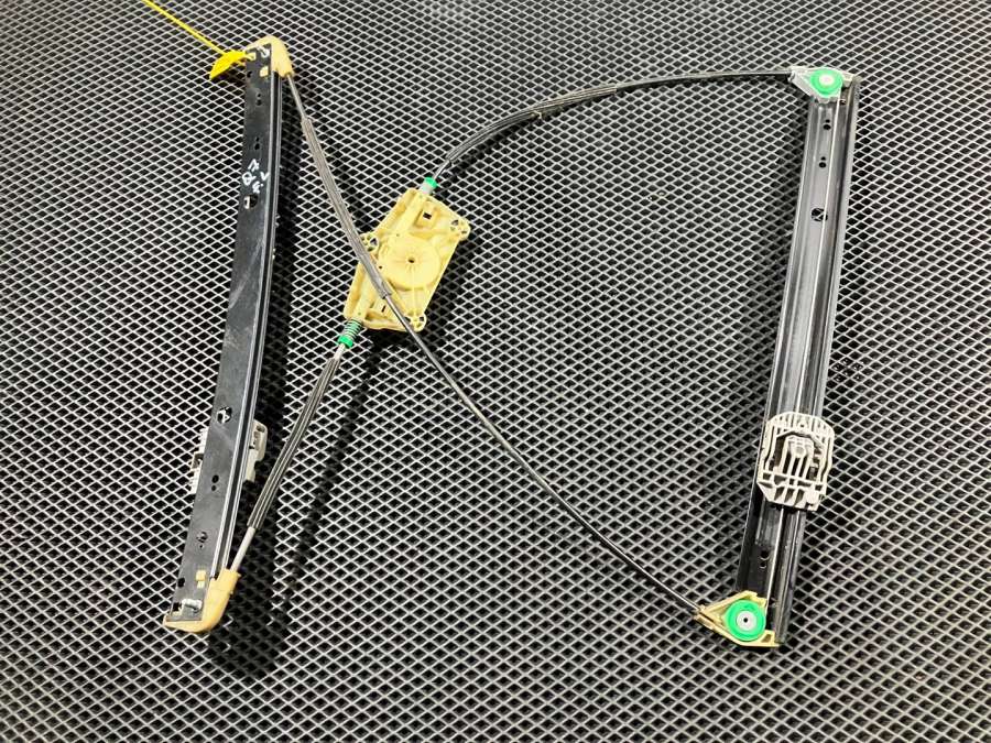 4L0837461A4L0837461E Стеклоподъемник передний левый  Audi Q7 4L 2006г. | Фото № 1  4L0837461A4L0837461E Стеклоподъемник передний левый  Audi Q7 4L 2006г. - Фото 1