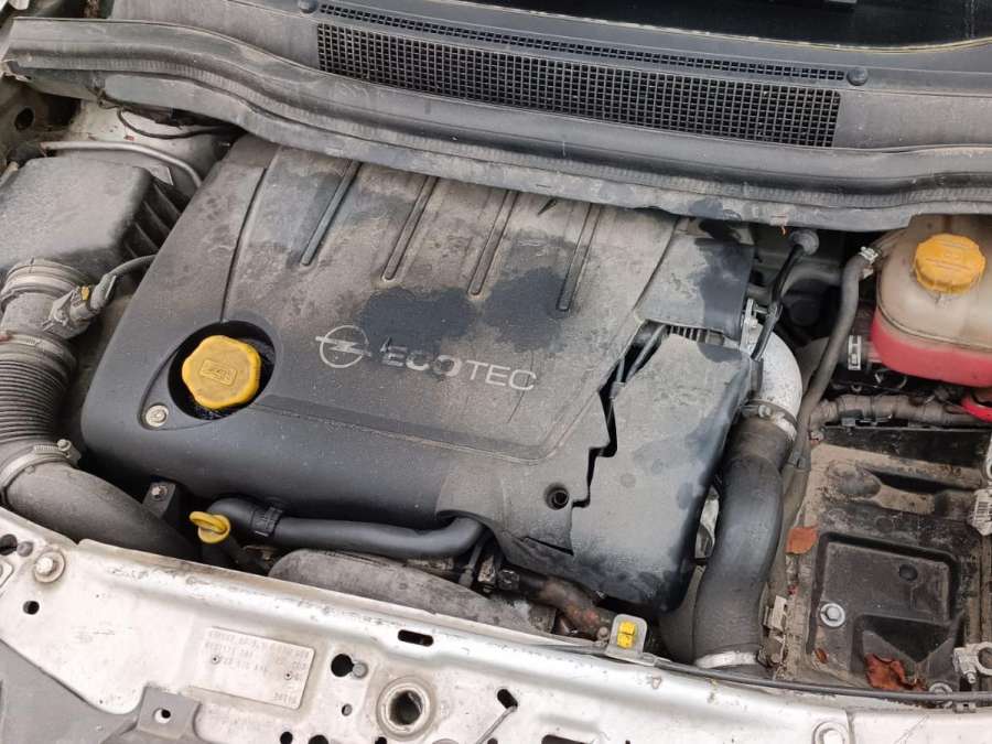 Кнопка стеклоподъемника Opel Zafira B (2005-2014) Минивэн 2005г. | Фото № 9 Кнопка стеклоподъемника Opel Zafira B (2005-2014) Минивэн 2005г. - Фото 9