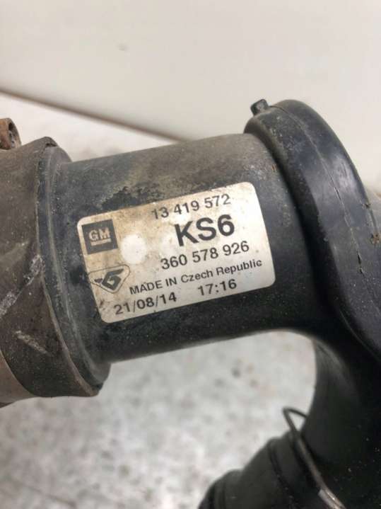 13419572 Гофра инжектора  Opel Astra J (2009-2012) 2009г. | Фото № 4  13419572 Гофра инжектора  Opel Astra J (2009-2012) 2009г. - Фото 4