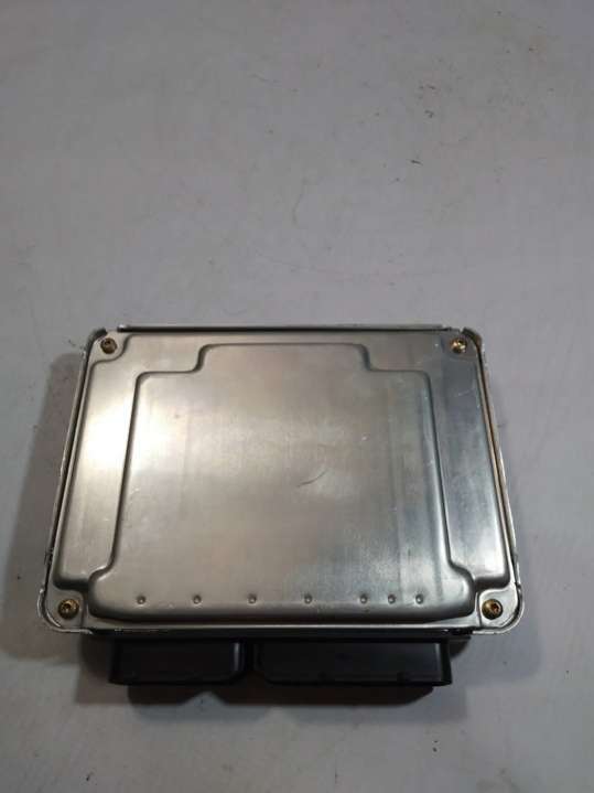 4B2907401E ALLI14 Блок управления двигателем  Audi A6 C5/4B (1997-2004) 1997г. | Фото № 2  4B2907401E ALLI14 Блок управления двигателем  Audi A6 C5/4B (1997-2004) 1997г. - Фото 2