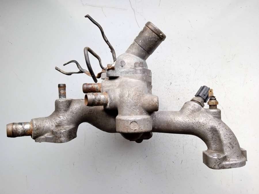 Корпус термостата Mitsubishi Galant 7 1995г. | Фото № 3 Корпус термостата Mitsubishi Galant 7 1995г. - Фото 3