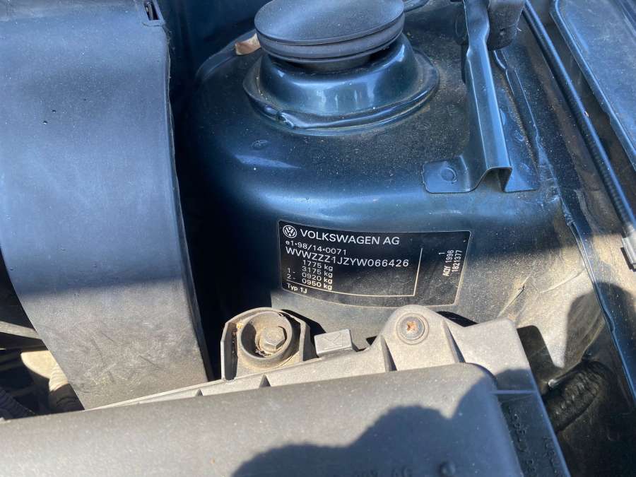 Суппорт передний левый Volkswagen Bora(Jetta) (1998-2005) Седан 1999г. | Фото № 14 Суппорт передний левый Volkswagen Bora(Jetta) (1998-2005) Седан 1999г. - Фото 14