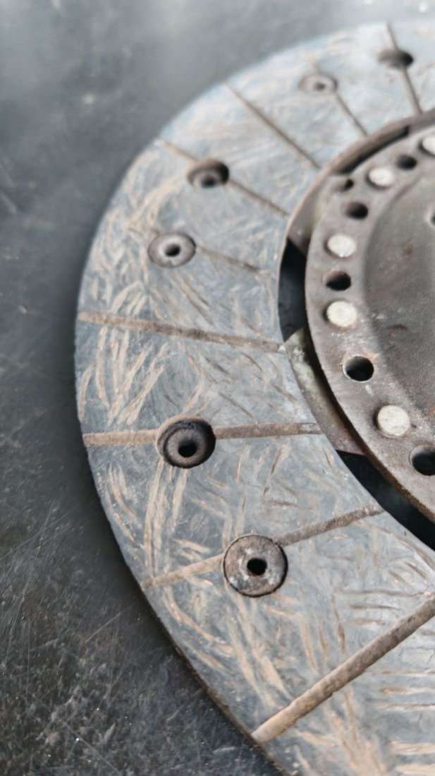 Диск сцепления Volkswagen Golf 4 1998г. | Фото № 2 Диск сцепления Volkswagen Golf 4 1998г. - Фото 2