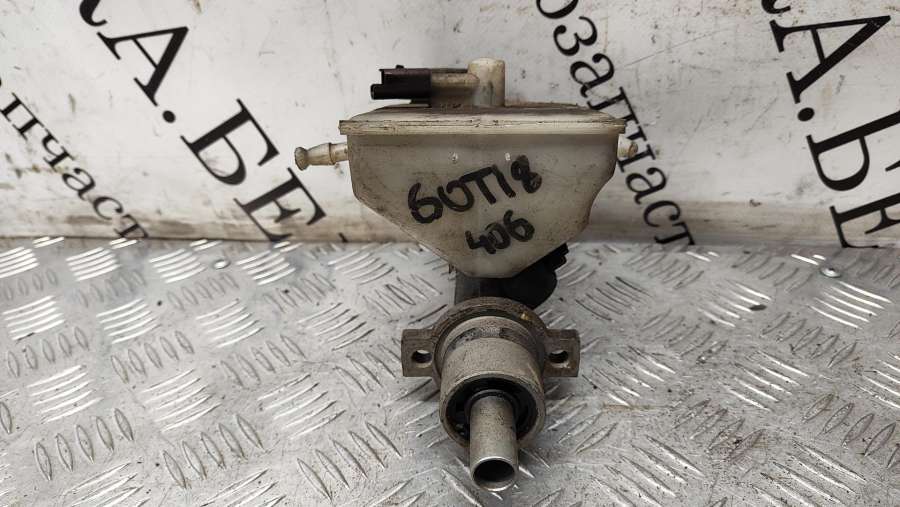 Цилиндр тормозной главный Peugeot 406 2000г. | Фото № 4 Цилиндр тормозной главный Peugeot 406 2000г. - Фото 4