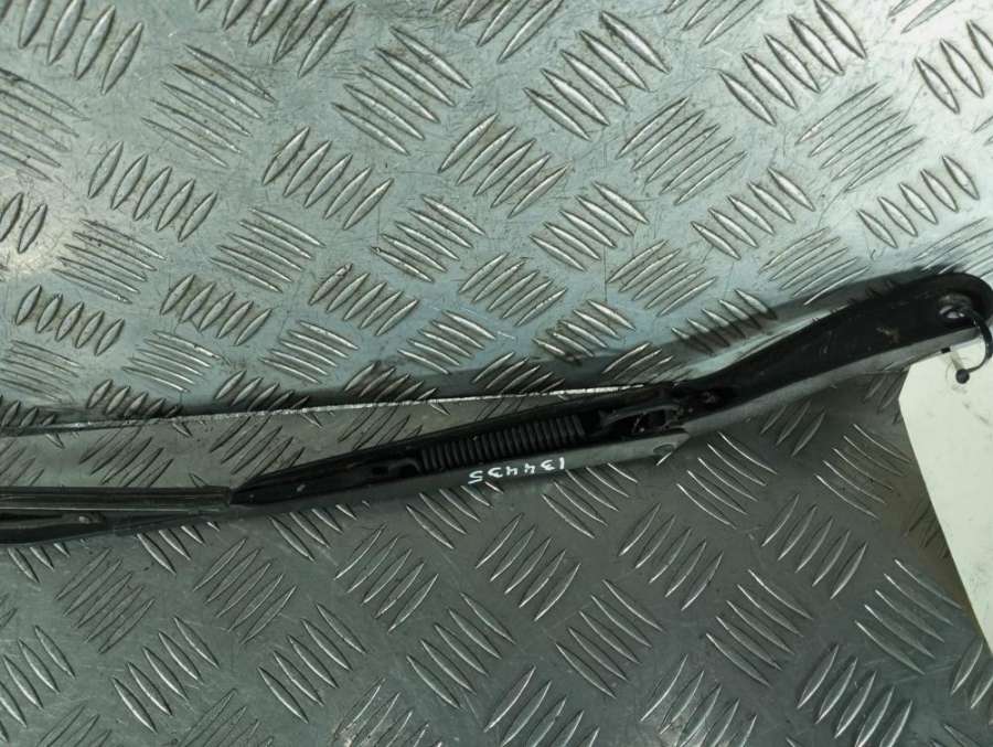 80020266 Щеткодержатель (поводок стеклоочистителя, дворник) Renault Master 2013г. | Фото № 2 80020266 Щеткодержатель (поводок стеклоочистителя, дворник) Renault Master 2013г. - Фото 2