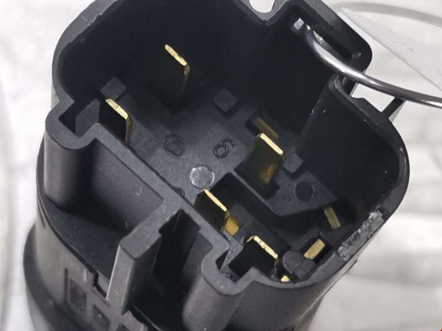 4L3T15A860ACW Кнопка парктроника Ford F-150 XI (2004-2008) Внедорожник 5дв. 2005г. | Фото № 3 4L3T15A860ACW Кнопка парктроника Ford F-150 XI (2004-2008) Внедорожник 5дв. 2005г. - Фото 3