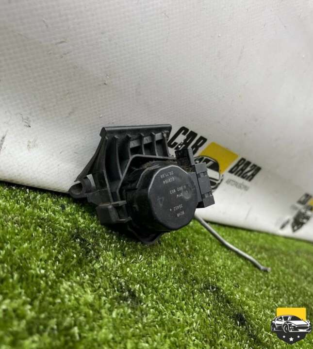 6902853 Моторчик заслонки печки  BMW 3 E46 1999г. | Фото № 4  6902853 Моторчик заслонки печки  BMW 3 E46 1999г. - Фото 4