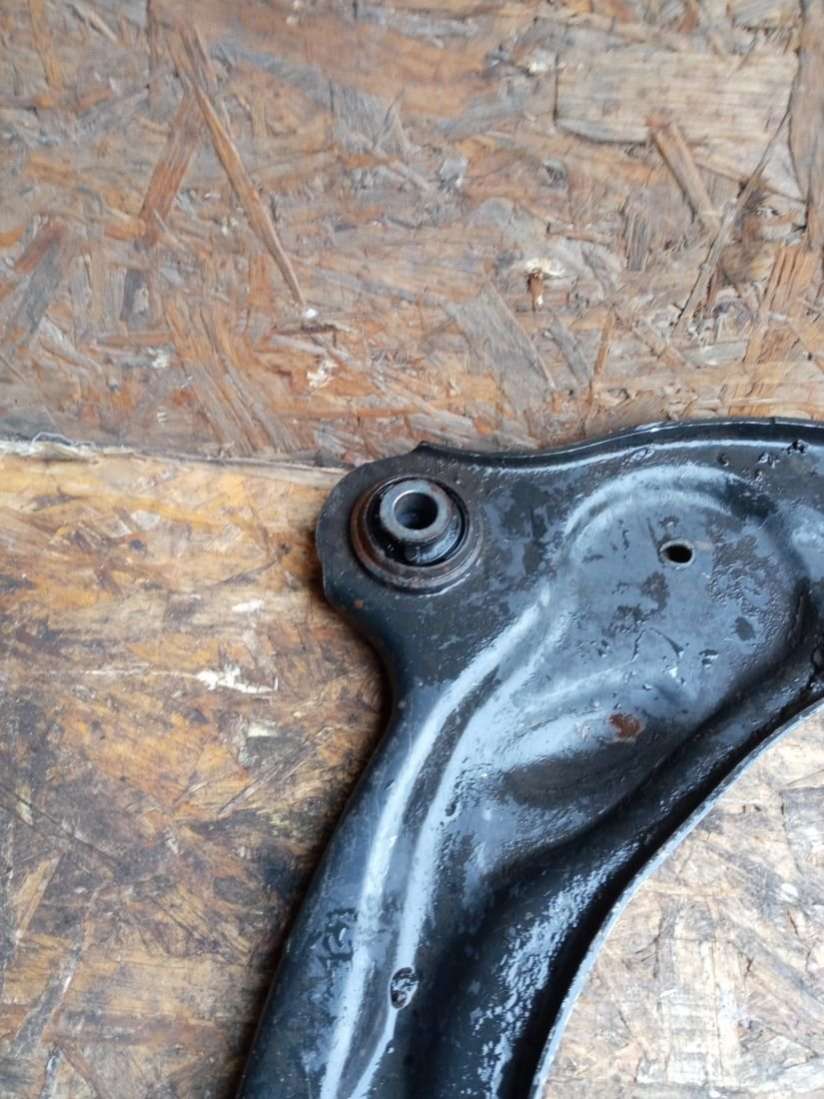 Рычаг передний правый Renault Espace 4 2003г. | Фото № 3 Рычаг передний правый Renault Espace 4 2003г. - Фото 3