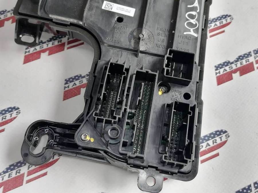 14978501567455 Блок бортовой сети (блок управления BCM)  Tesla Model 3 рест. седан 2023г. | Фото № 2  14978501567455 Блок бортовой сети (блок управления BCM)  Tesla Model 3 рест. седан 2023г. - Фото 2