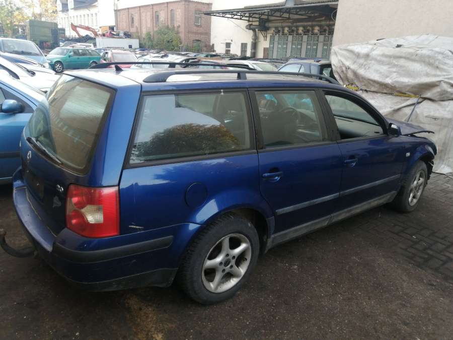 1J0959855 Кнопка стеклоподъемника Volkswagen Passat 5 GP (2000-2005) Универсал 2001г. | Фото № 4 1J0959855 Кнопка стеклоподъемника Volkswagen Passat 5 GP (2000-2005) Универсал 2001г. - Фото 4