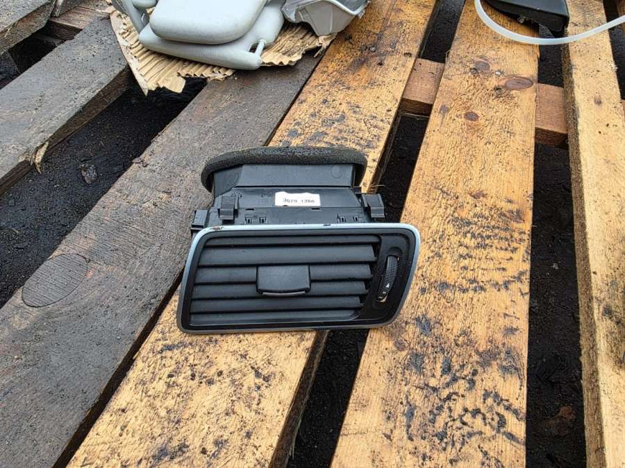 3AC819701A Дефлектор обдува салона Volkswagen Passat B7 2013г. | Фото № 1 3AC819701A Дефлектор обдува салона Volkswagen Passat B7 2013г. - Фото 1