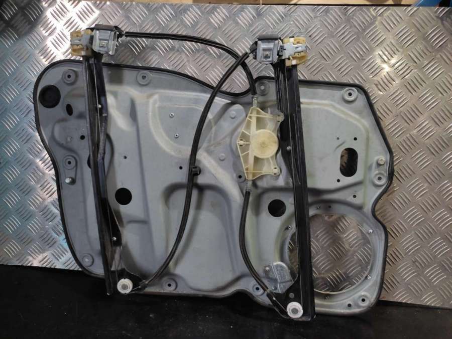 Стеклоподъемник электрический передний правый Volkswagen Touran 1 2007г. | Фото № 4 Стеклоподъемник электрический передний правый Volkswagen Touran 1 2007г. - Фото 4