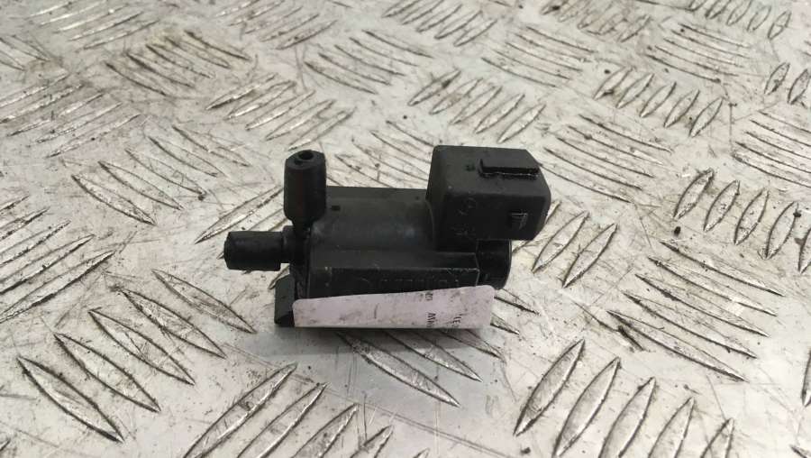 1742712 Электромагнитный клапан BMW 3 2006г. | Фото № 1 1742712 Электромагнитный клапан BMW 3 2006г. - Фото 1