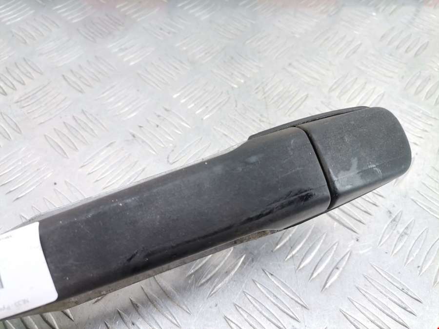 Ручка двери наружная задняя левая Mercedes C-Class (W202) (1993-2001) Седан 1994г. | Фото № 2 Ручка двери наружная задняя левая Mercedes C-Class (W202) (1993-2001) Седан 1994г. - Фото 2