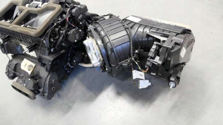 7942068 Отопитель в сборе (печка)  BMW iX3 G08 1 поколение (2020-2021) 2020г. | Фото № 3  7942068 Отопитель в сборе (печка)  BMW iX3 G08 1 поколение (2020-2021) 2020г. - Фото 3