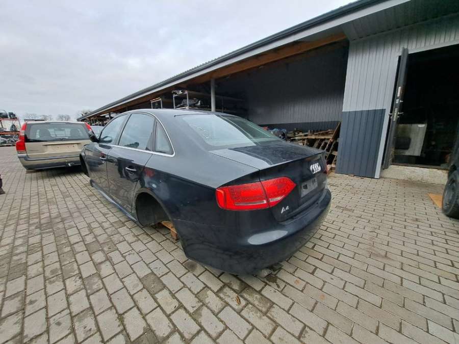 8K0959812A Моторчик стеклоподъемника задний правый Audi A4 B8 2011г. | Фото № 8 8K0959812A Моторчик стеклоподъемника задний правый Audi A4 B8 2011г. - Фото 8