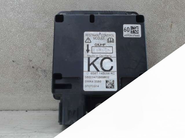 5wk43586 Блок управления air bag Ford Fiesta (2001 - 2007) Хэтчбек (3-дв) 2007г. | Фото № 1 5wk43586 Блок управления air bag Ford Fiesta (2001 - 2007) Хэтчбек (3-дв) 2007г. - Фото 1