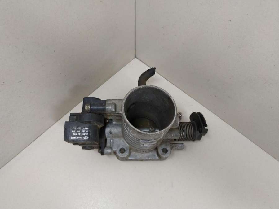 BOSCHOK24718911M280122001 Заслонка дроссельная Kia Shuma 1999г. | Фото № 2 BOSCHOK24718911M280122001 Заслонка дроссельная Kia Shuma 1999г. - Фото 2