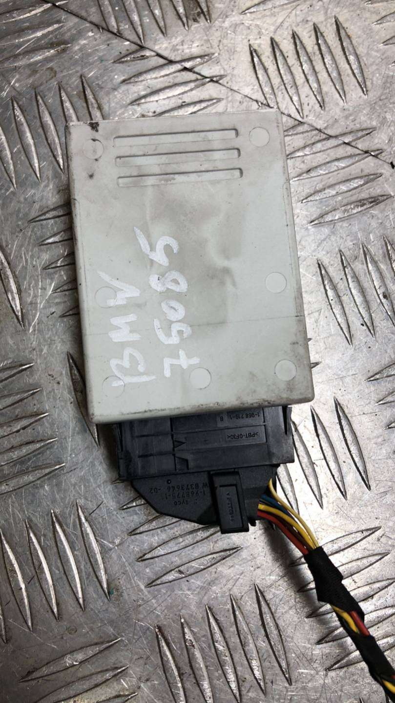 6.1319183233918E+17 Блок комфорта  BMW 5 универсал 2009г. | Фото № 2  6.1319183233918E+17 Блок комфорта  BMW 5 универсал 2009г. - Фото 2