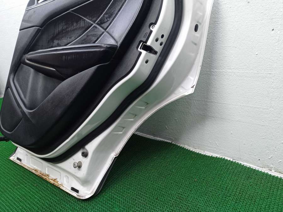 Стекло двери задней правой  Lincoln MKC Джип 2017г. | Фото № 11   Стекло двери задней правой  Lincoln MKC Джип 2017г. - Фото 11