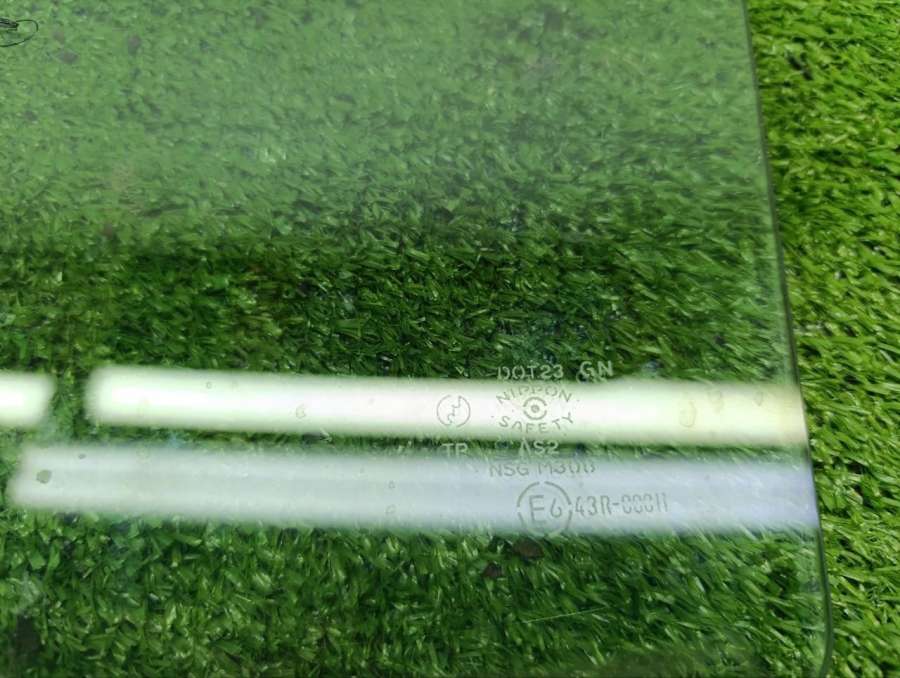 43R00011 Стекло двери задней правой  Mazda Xedos 9 2000г. | Фото № 3  43R00011 Стекло двери задней правой  Mazda Xedos 9 2000г. - Фото 3